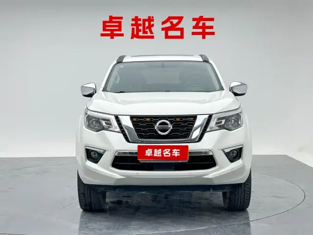 Nissan Terra 2020 2.5L XL Upper Automatic 2WD Luxury Edition — Фото автомобиля 4