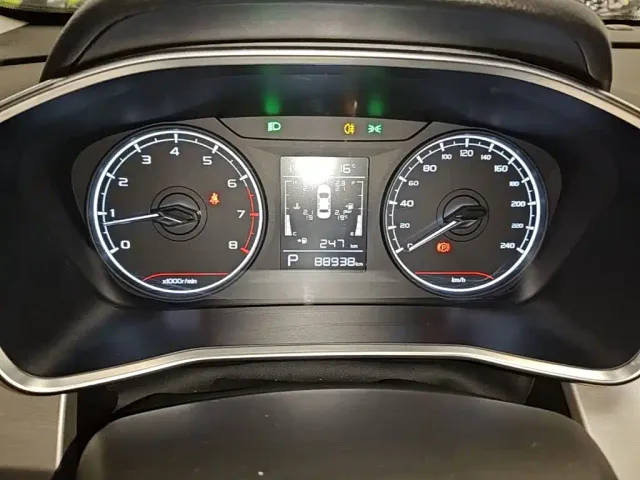 Geely Binyue — Фото автомобиля 11