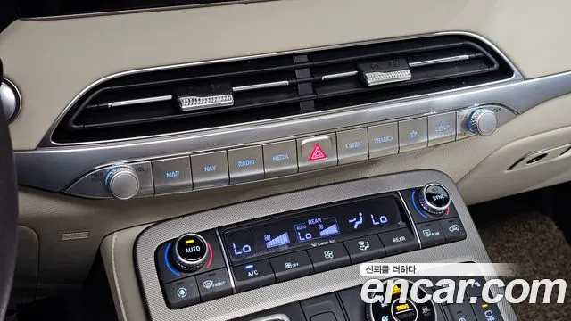 Hyundai Palisade Palisade Бензин 3.8 4WD — Фото автомобиля 26