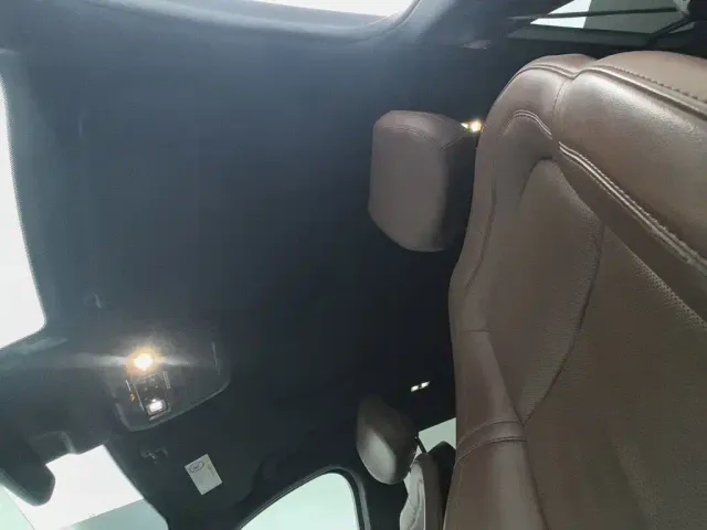 Lincoln Aviator — Фото автомобиля 14
