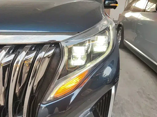 GAC Trumpchi M8 — Фото автомобиля 23