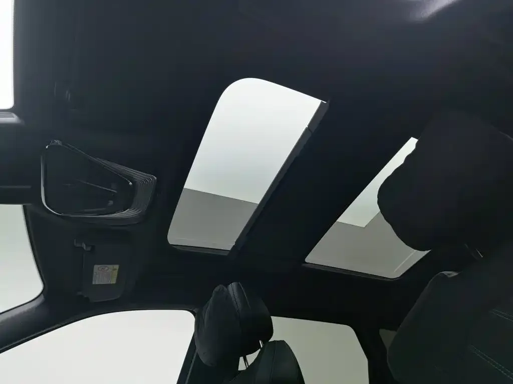 Voyah Auto VOYAH FREE 2025 318 259km 4WD Explorer Edition — Фото автомобиля 14