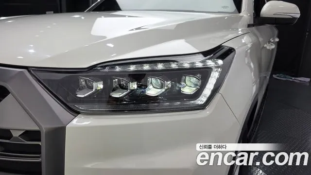 KG_Mobility_Ssangyong Rexton Новый Rexton Sport Khan Дизель 2.2 4WD — Фото автомобиля 21