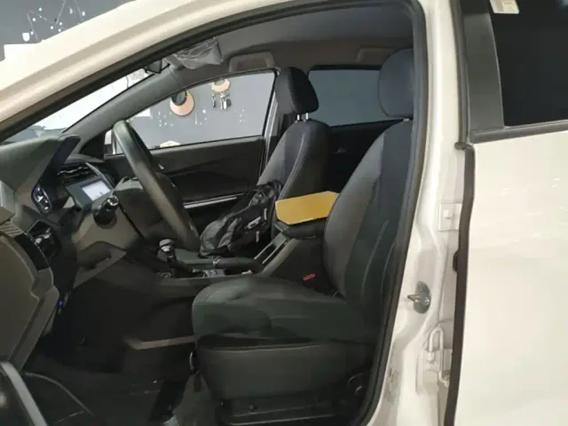 Chery Tiggo 3x — Фото автомобиля 14
