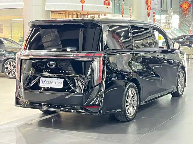 GAC Trumpchi M8 — Фото автомобиля 9