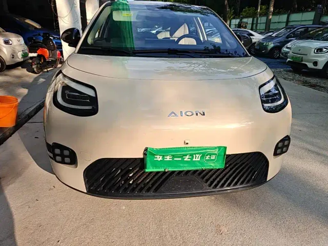GAC Aion UT — Фото автомобиля 2