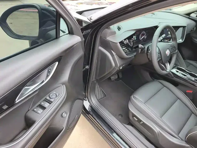 Buick Envision Plus — Фото автомобиля 15