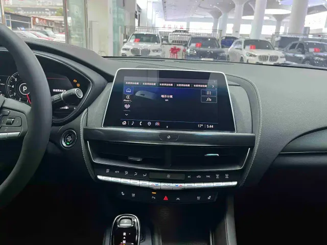 Cadillac CT5 — Фото автомобиля 24