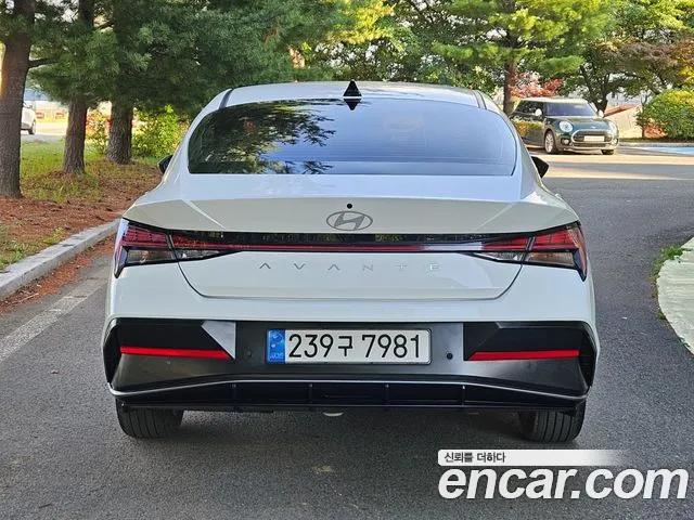 Hyundai AVANTE Новый Avante (CN7) — Фото автомобиля 4