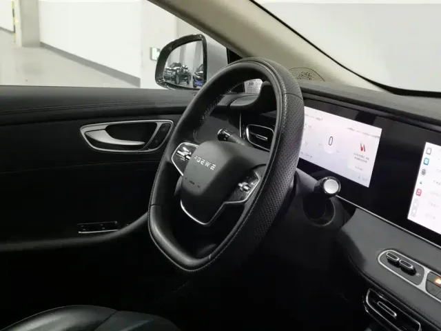 Roewe D7 — Фото автомобиля 22