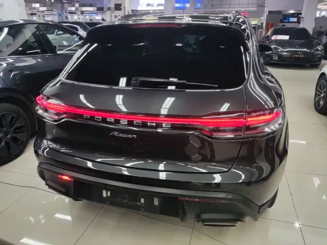 Porsche Macan — Фото автомобиля 5
