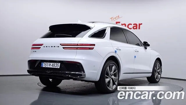 Genesis GV70 — Фото автомобиля 2
