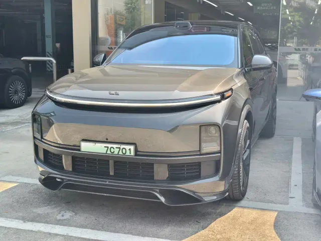 Фотография автомобиля — Li Auto L9