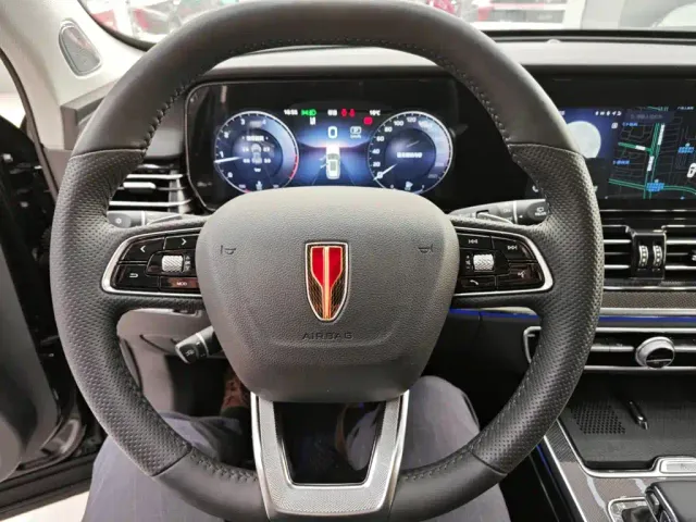 Hongqi HS5 — Фото автомобиля 19
