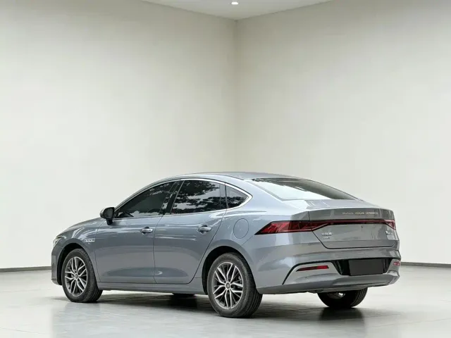 BYD Qin PLUS — Фото автомобиля 8