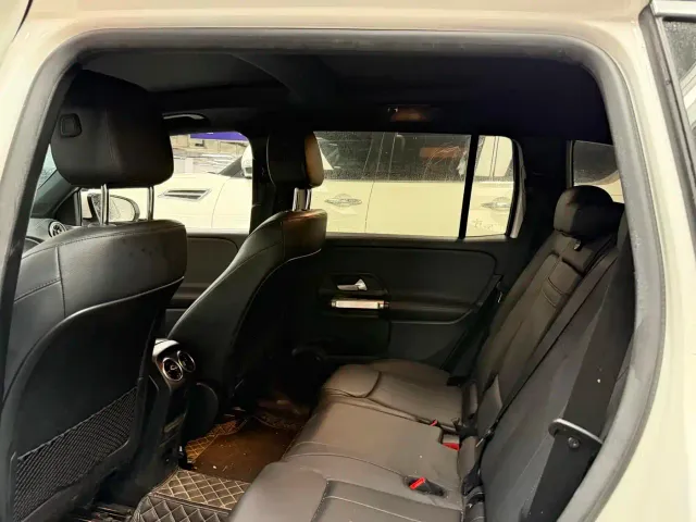 Mercedes-Benz GLB-Class — Фото автомобиля 11