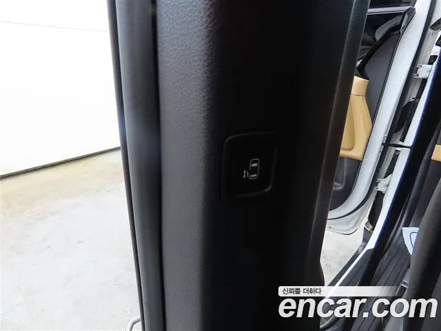 Kia Carnival 4th Gen — Фото автомобиля 12