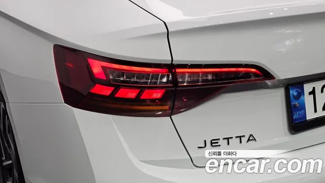 Volkswagen Jetta — Фото автомобиля 23