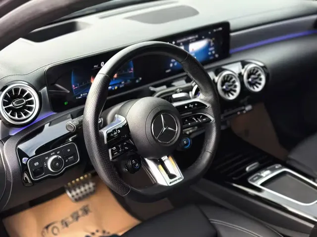 Mercedes-Benz A-Class AMG — Фото автомобиля 6