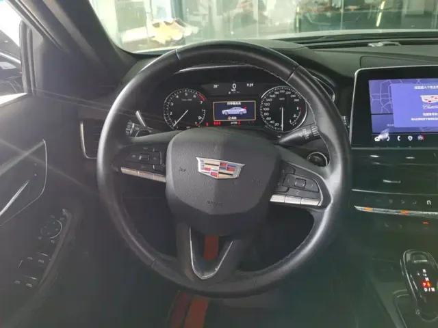 Cadillac CT5 — Фото автомобиля 15