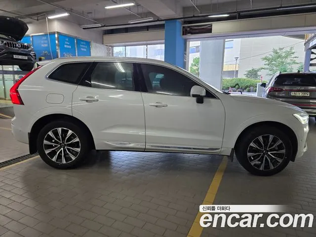Вольво XC60 — Фото автомобиля 4