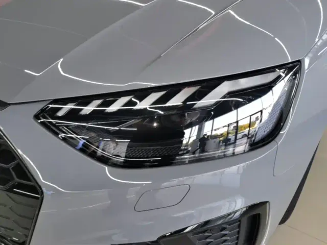 Audi A4L — Фото автомобиля 23