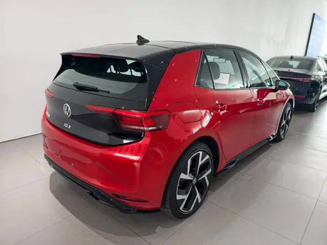Volkswagen ID.3 — Фото автомобиля 13