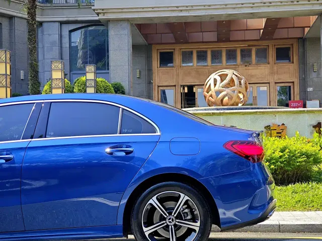 Mercedes-Benz A-Class — Фото автомобиля 25