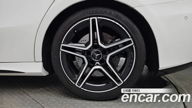 Mercedes-Benz A-Class W177 — Фото автомобиля 21