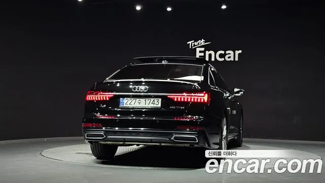 Audi A6 45 TFSI Premium — Фото автомобиля 4