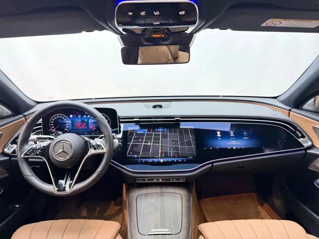 Mercedes-Benz E-Class — Фото автомобиля 9