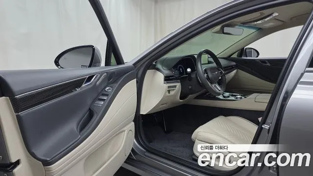 Genesis G80 Бензин 2.5 турбо AWD — Фото автомобиля 2