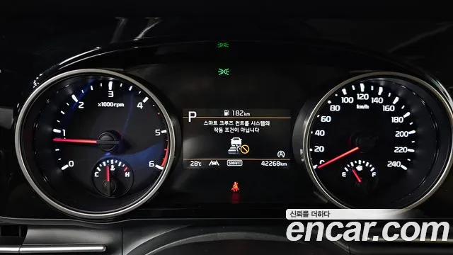 Kia Canival Carnival 4 поколение Дизель 9 мест Prestige — Фото автомобиля 8