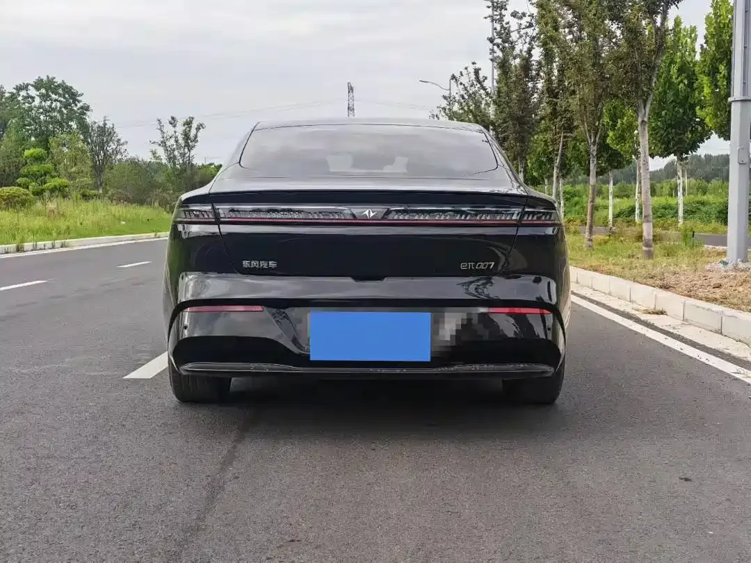 Dongfeng Yipai eπ007 2025 Pure Electric 650Pro Navigation Edition — Фото автомобиля 8