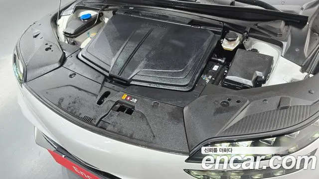 Genesis GV60 — Фото автомобиля 6