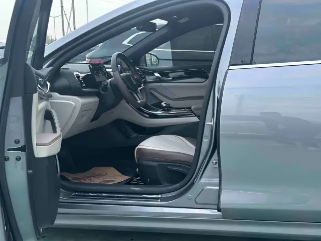 BYD Qin PLUS — Фото автомобиля 7