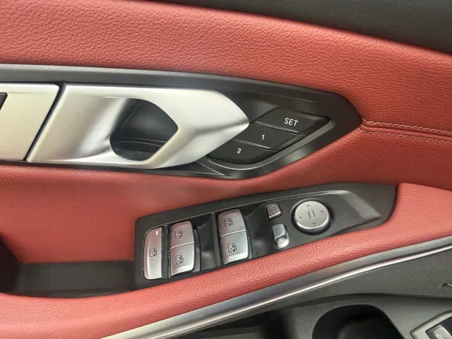 BMW 3 Series — Фото автомобиля 13