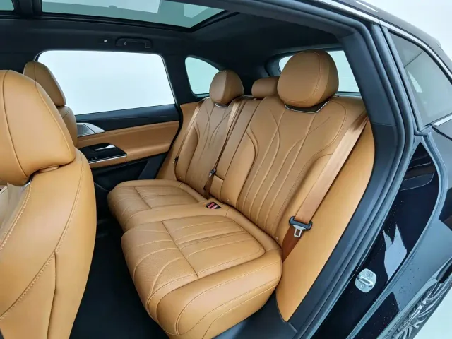 Xpeng G9 — Фото автомобиля 6