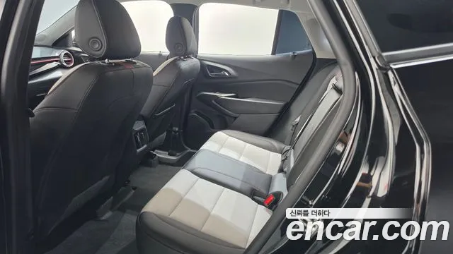 ChevroletGMDaewoo Trax Trax Кроссовер 1.2 Red Line — Фото автомобиля 11