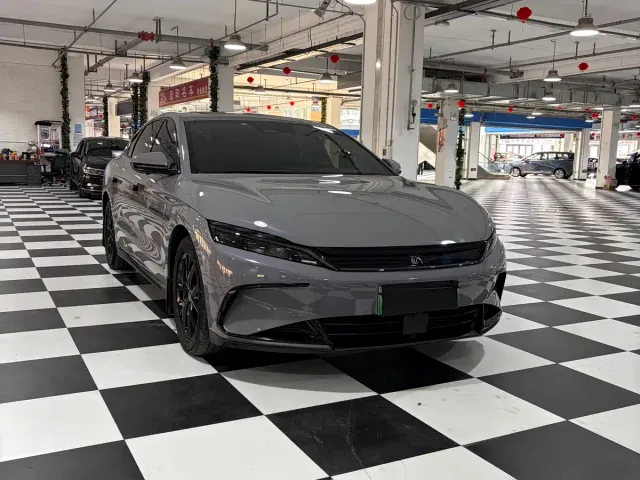 BYD Han — Фото автомобиля 3