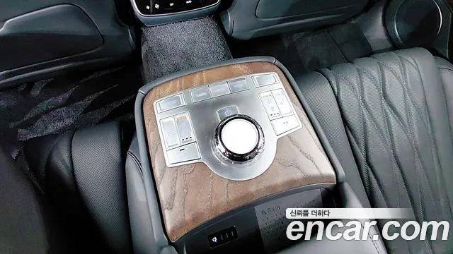 Genesis G80 RG3 — Фото автомобиля 8