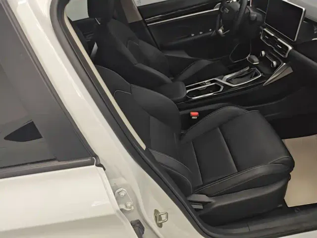 Geely Binyue — Фото автомобиля 24