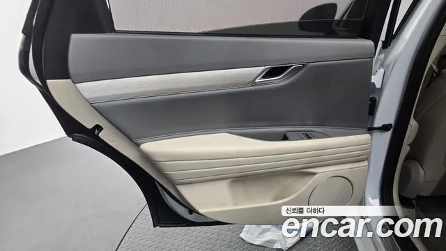 Genesis G80 Бензин 2.5 турбо AWD — Фото автомобиля 24