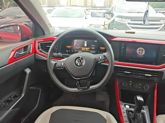 Volkswagen Polo — Фото автомобиля 10