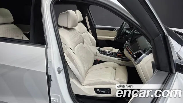 BMW X7 G07 — Фото автомобиля 16
