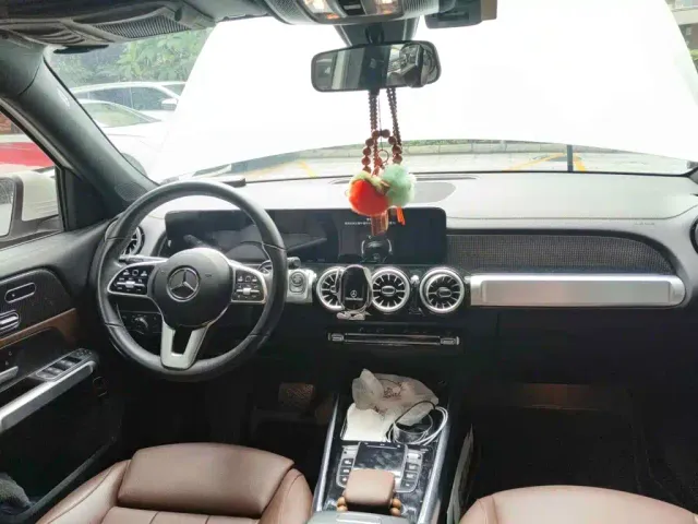 Mercedes-Benz GLB-Class — Фото автомобиля 11