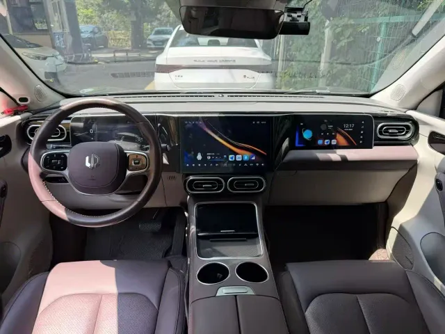 Leapmotor Leapmotor C11 2023 Extended Range 300 Comfort Edition — Фото автомобиля 6