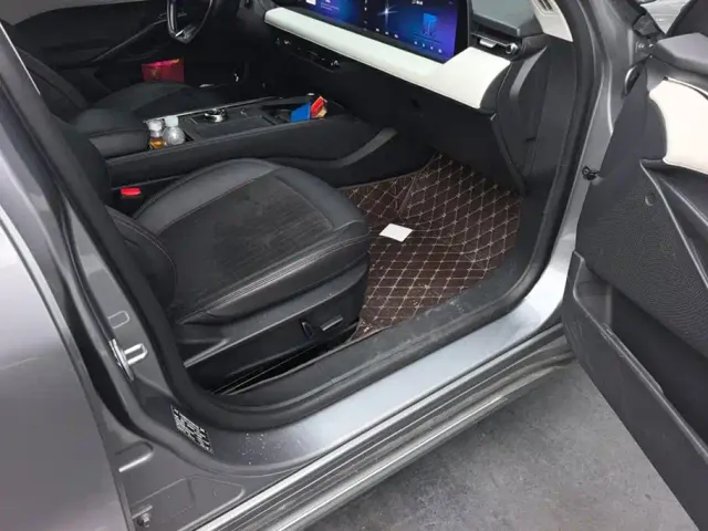 Ford Mondeo — Фото автомобиля 8
