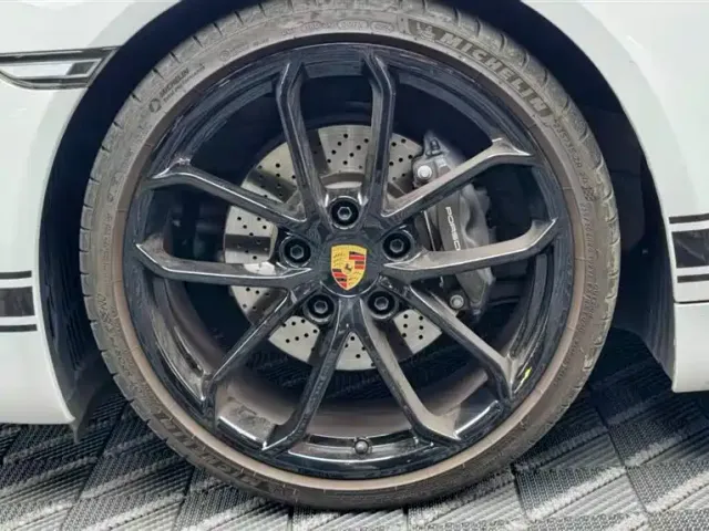 Porsche 718 — Фото автомобиля 8