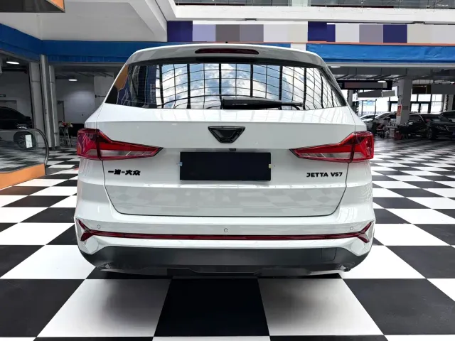 Jetta VS7 — Фото автомобиля 14